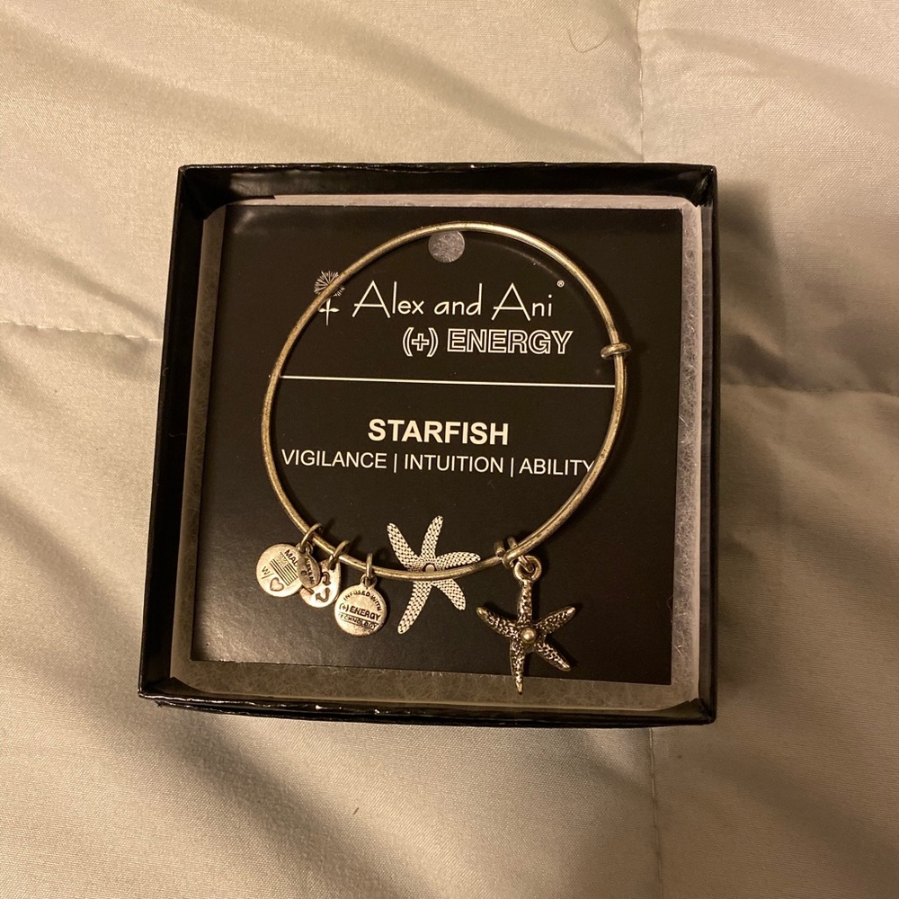 NWT! Alex and Ani Starfish Bracelet
